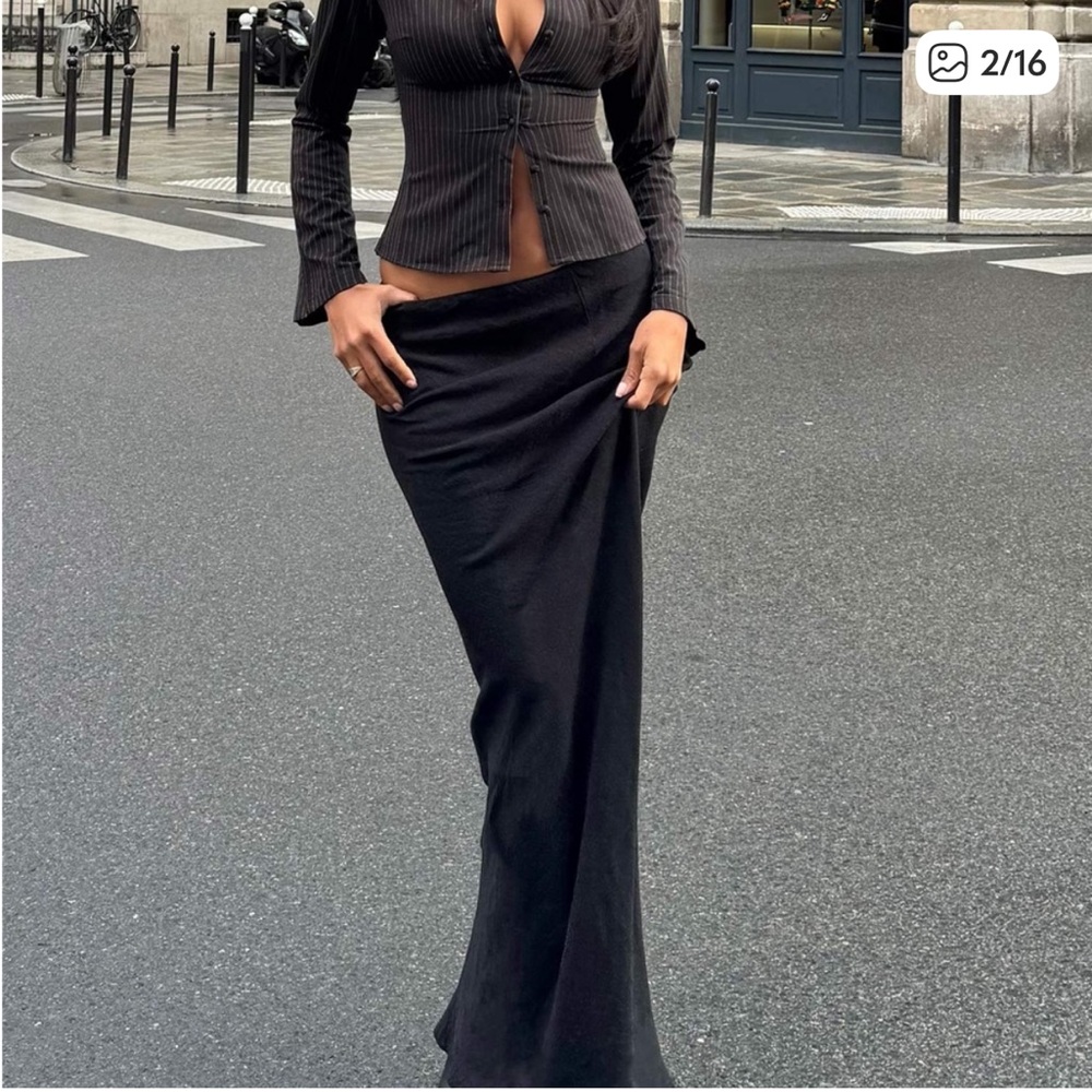 Princess Polly JODIE MAXI SKIRT black - Picture 2 of 6
